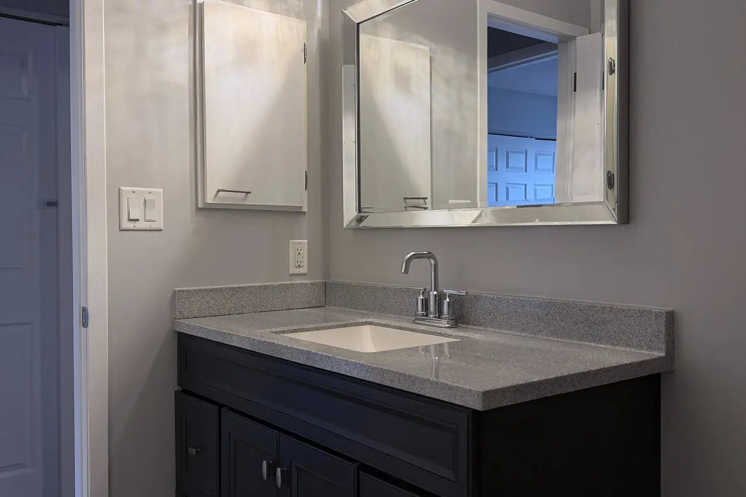Additional image 11 of 936 Killarney Crescent