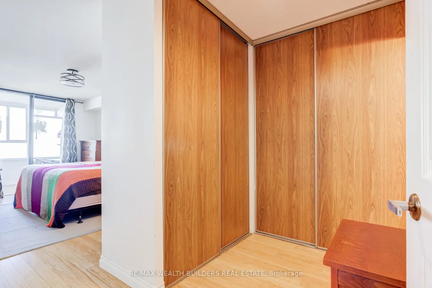 Additional image 10 of 45 Carlton Street 1009