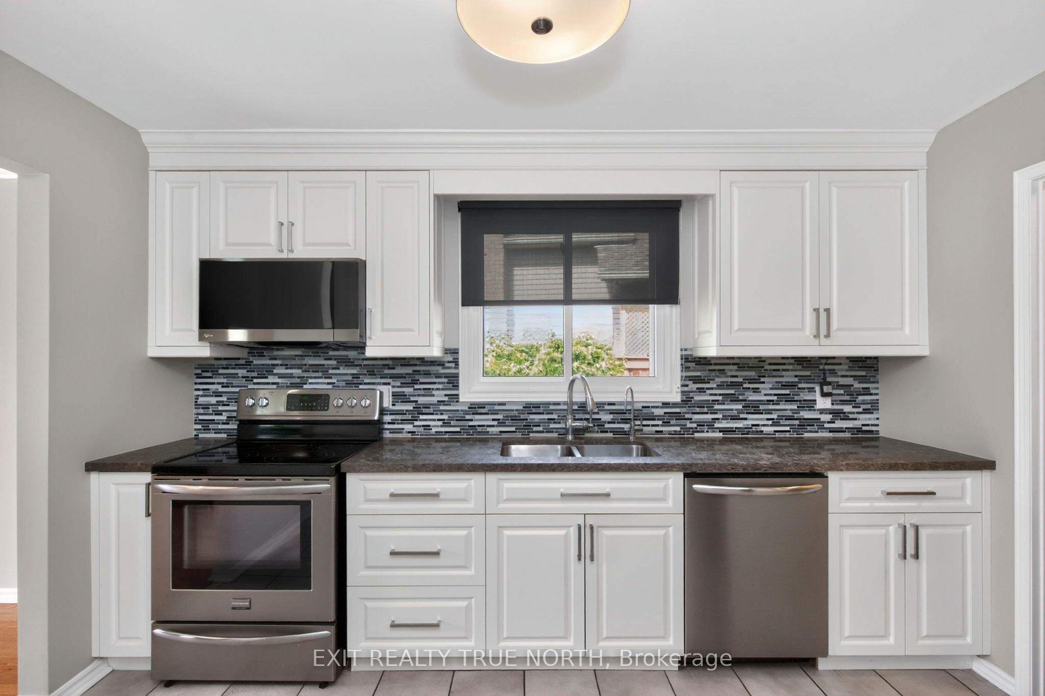 Additional image 4 of 64 Gosney Crescent, Barrie, ON, L4N 6T7