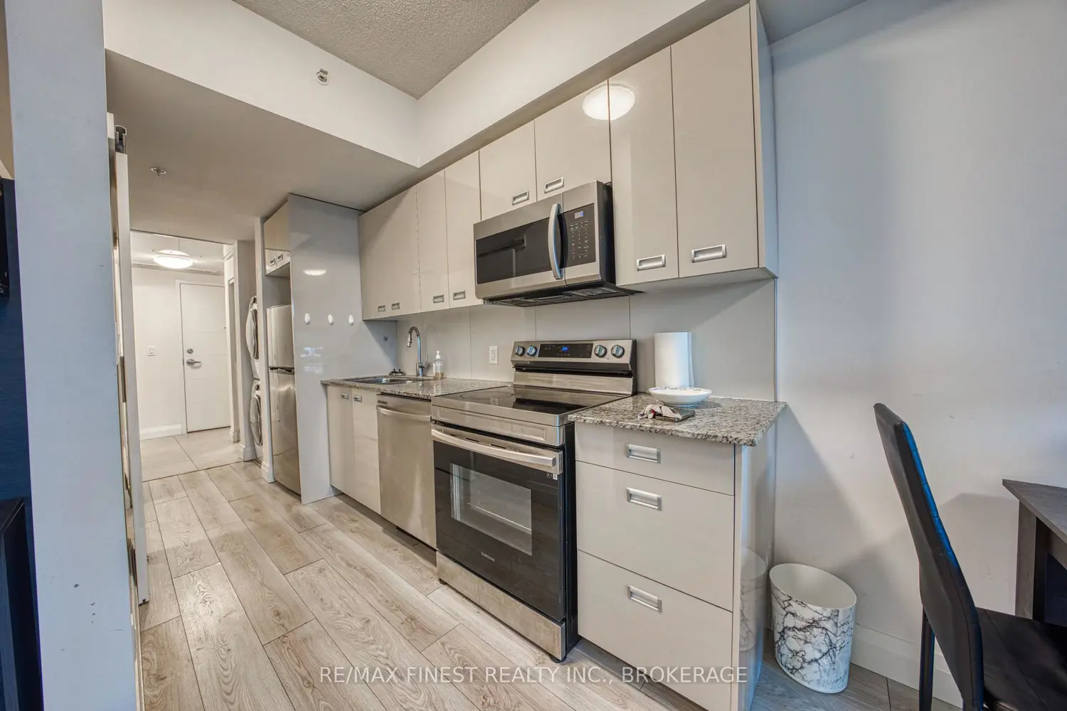 Additional image 7 of 652 Princess Street 522