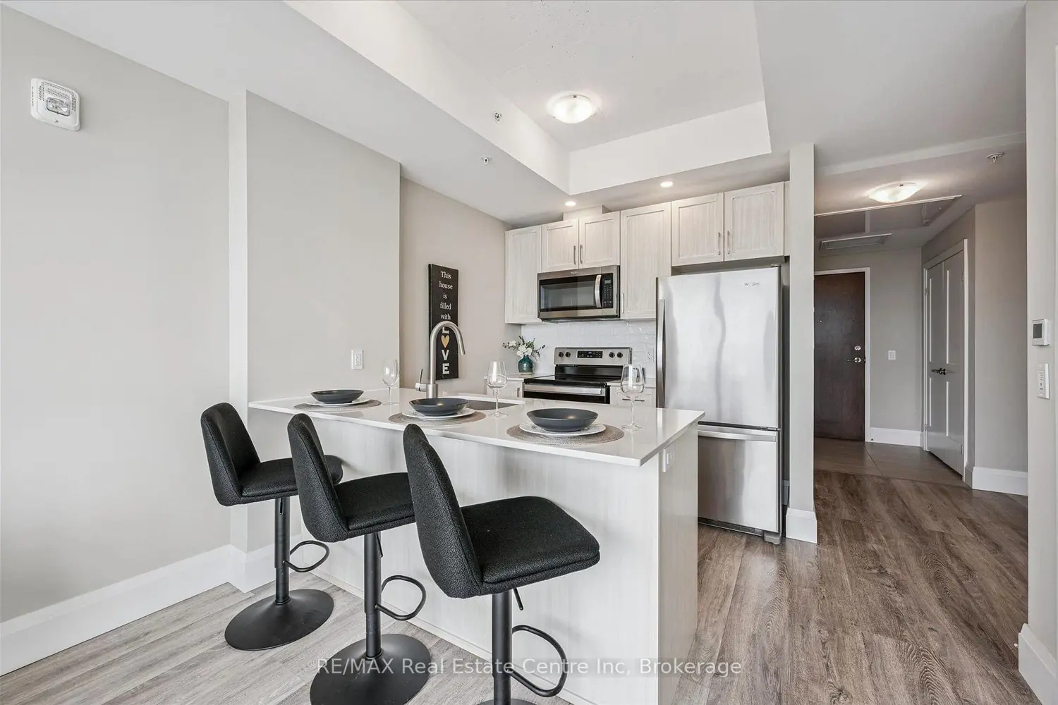 Additional image 4 of 108 Garment Street 1209
