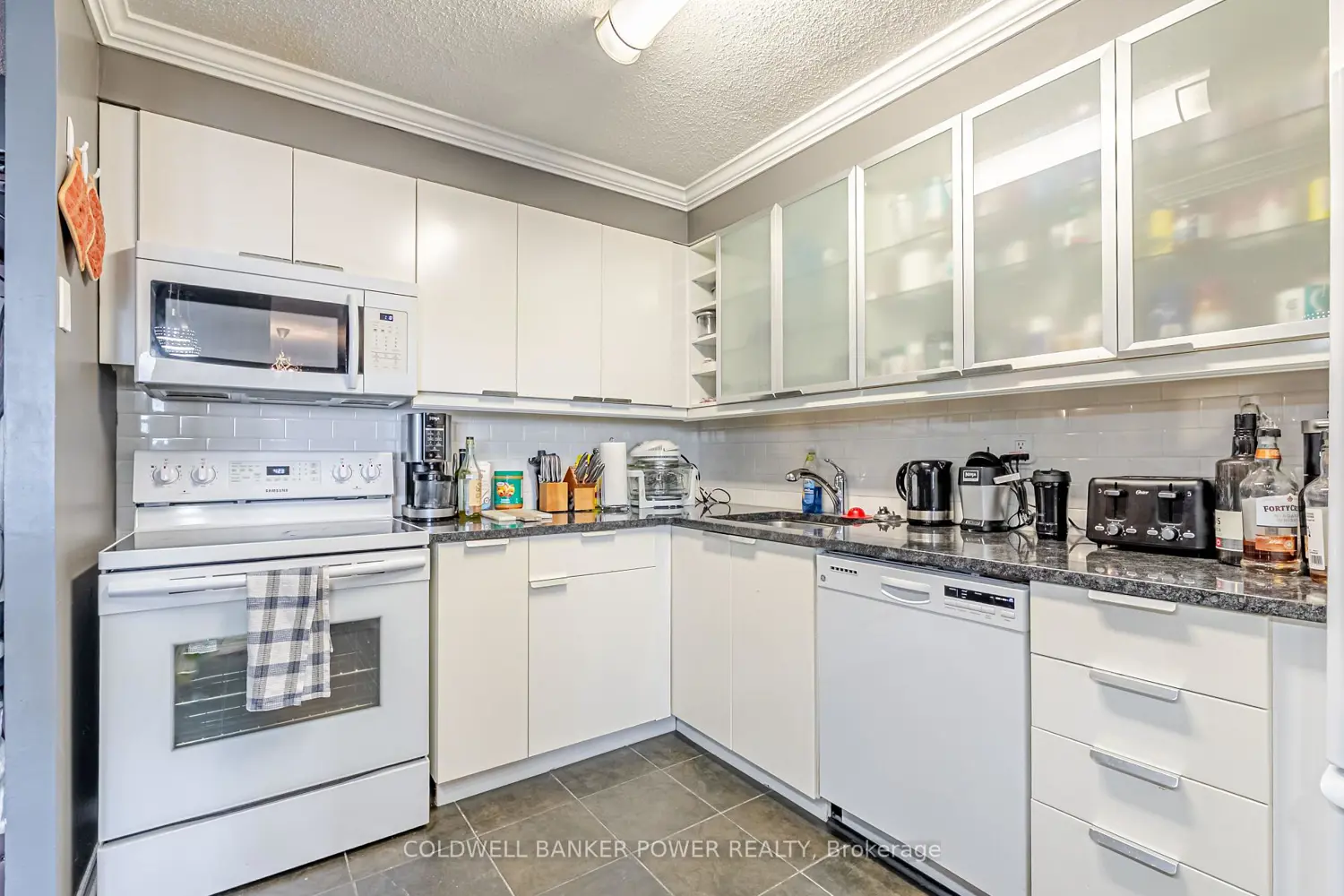 Additional image 2 of 323 Colborne Street 1604