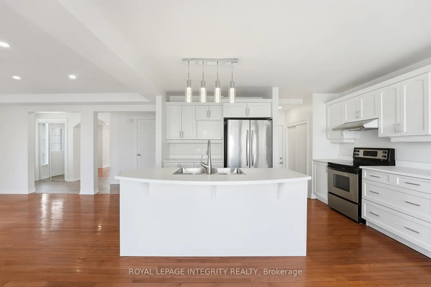 200 Burnaby Drive photo 3