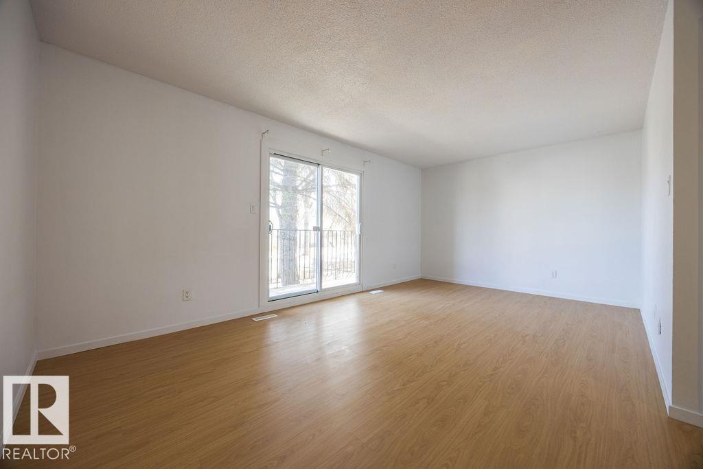 Additional image 3 of 12822/12824 123 Street NW, Edmonton, AB, T5L0J3