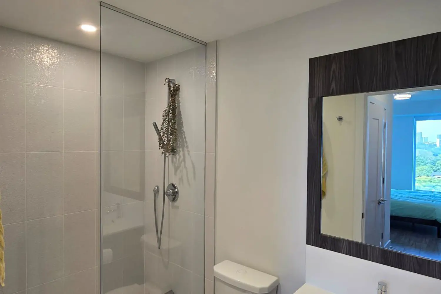 Additional image 9 of 25 Adra Grado Way 1136