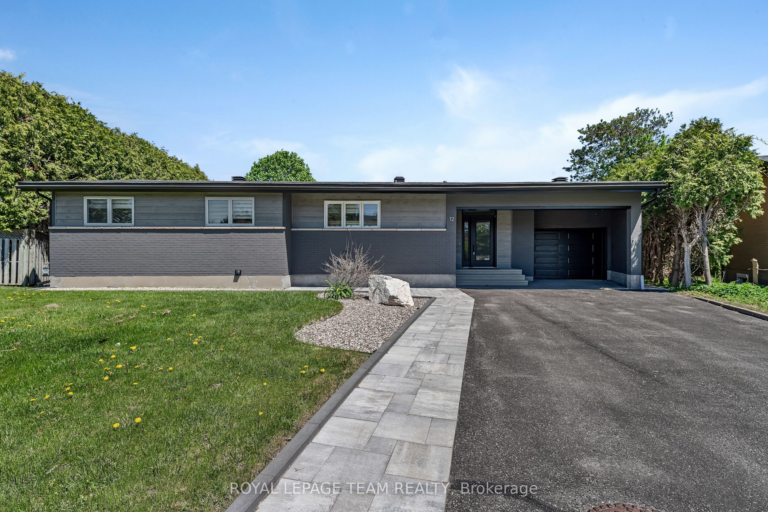 Additional image 2 of 12 Largo Crescent, Ottawa, ON, K2G 3C7