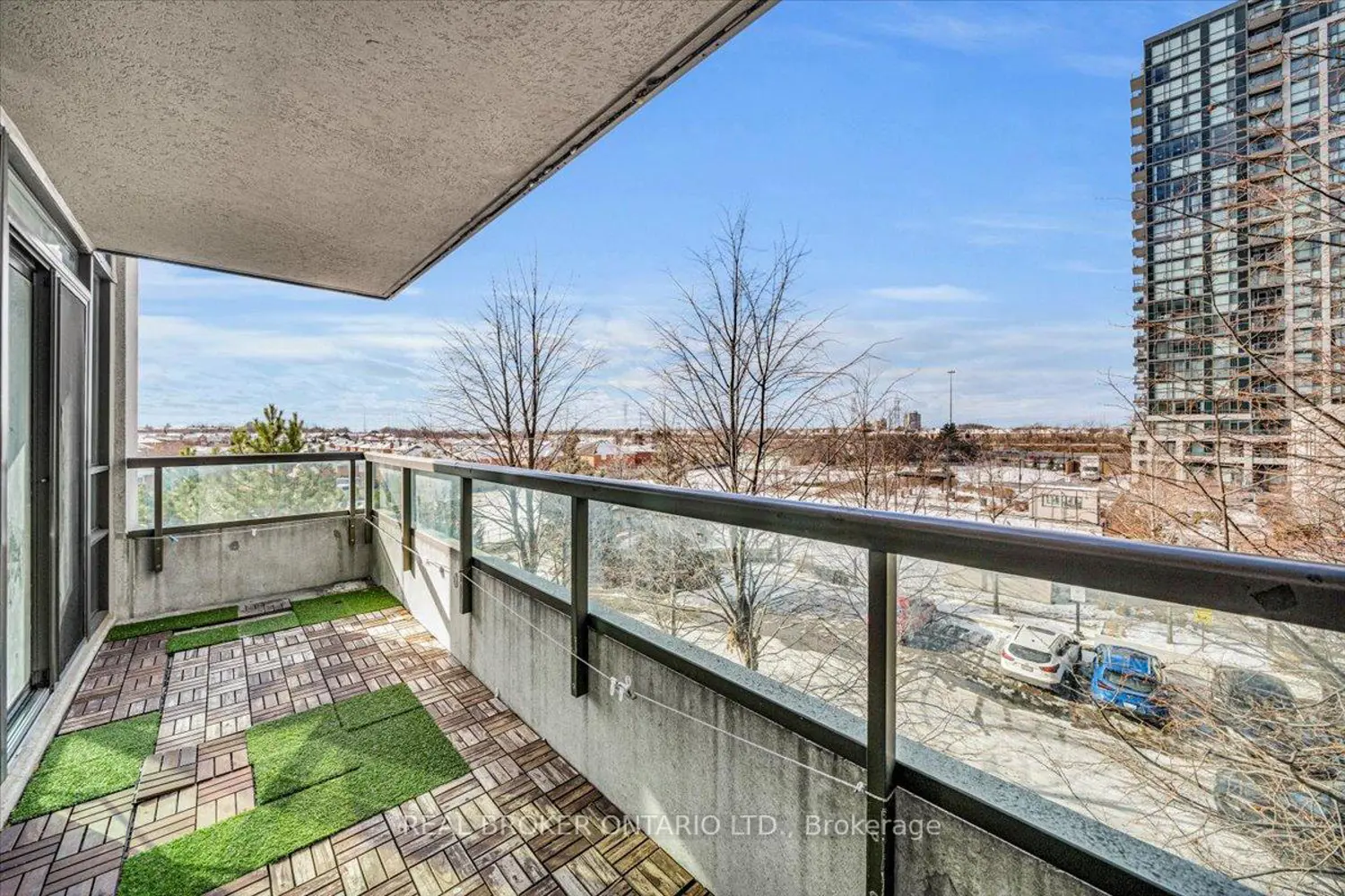 Additional image 13 of 335 Rathburn Road 312