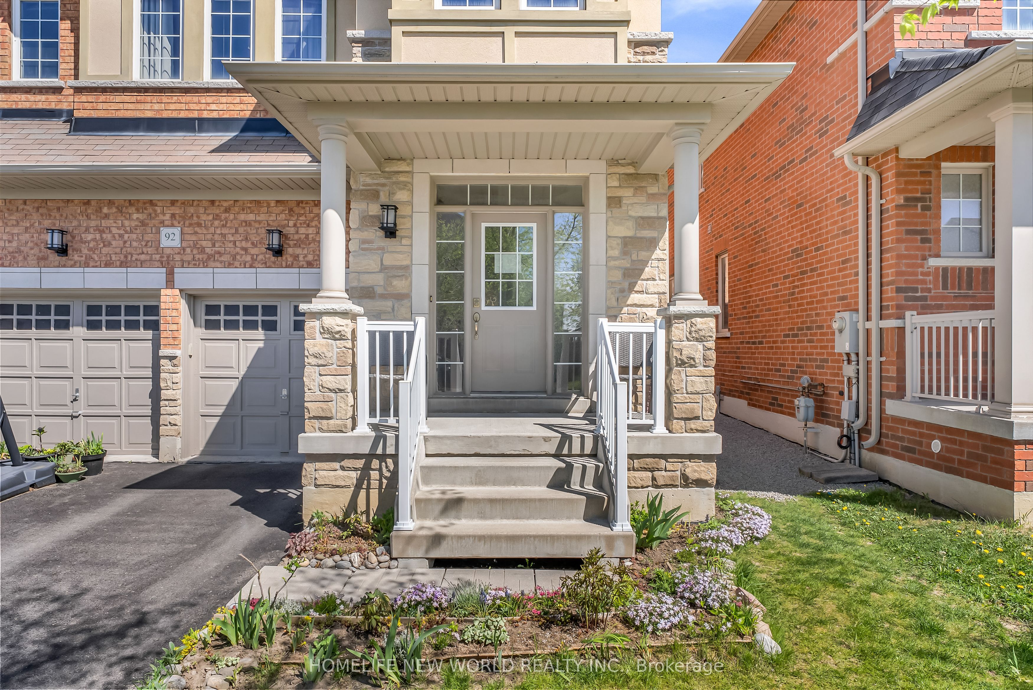 Additional image 2 of 92 Estrella Crescent S, Richmond Hill, ON, L4E 0S3