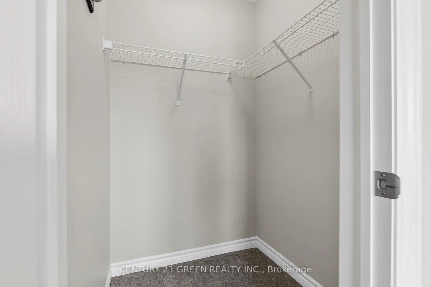 Additional image 12 of 383 Dundas Street 76