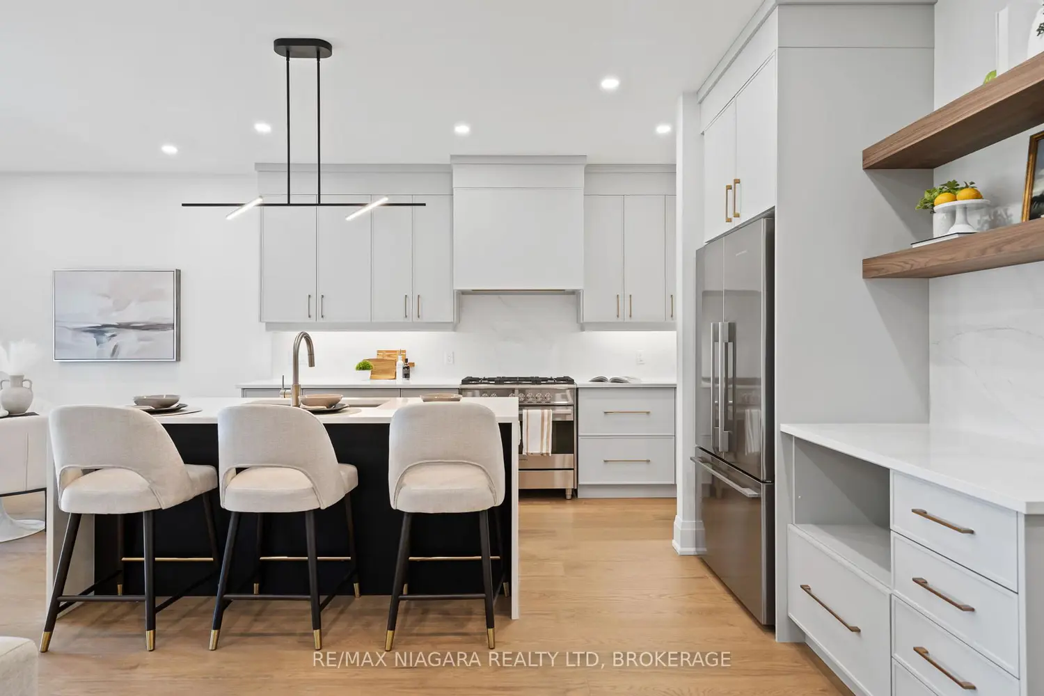 Additional image 4 of 17 Accursi Crescent