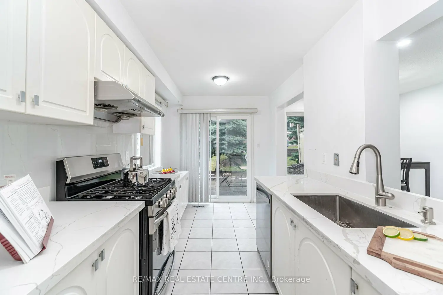 Additional image 8 of 1591 South Parade Court 45