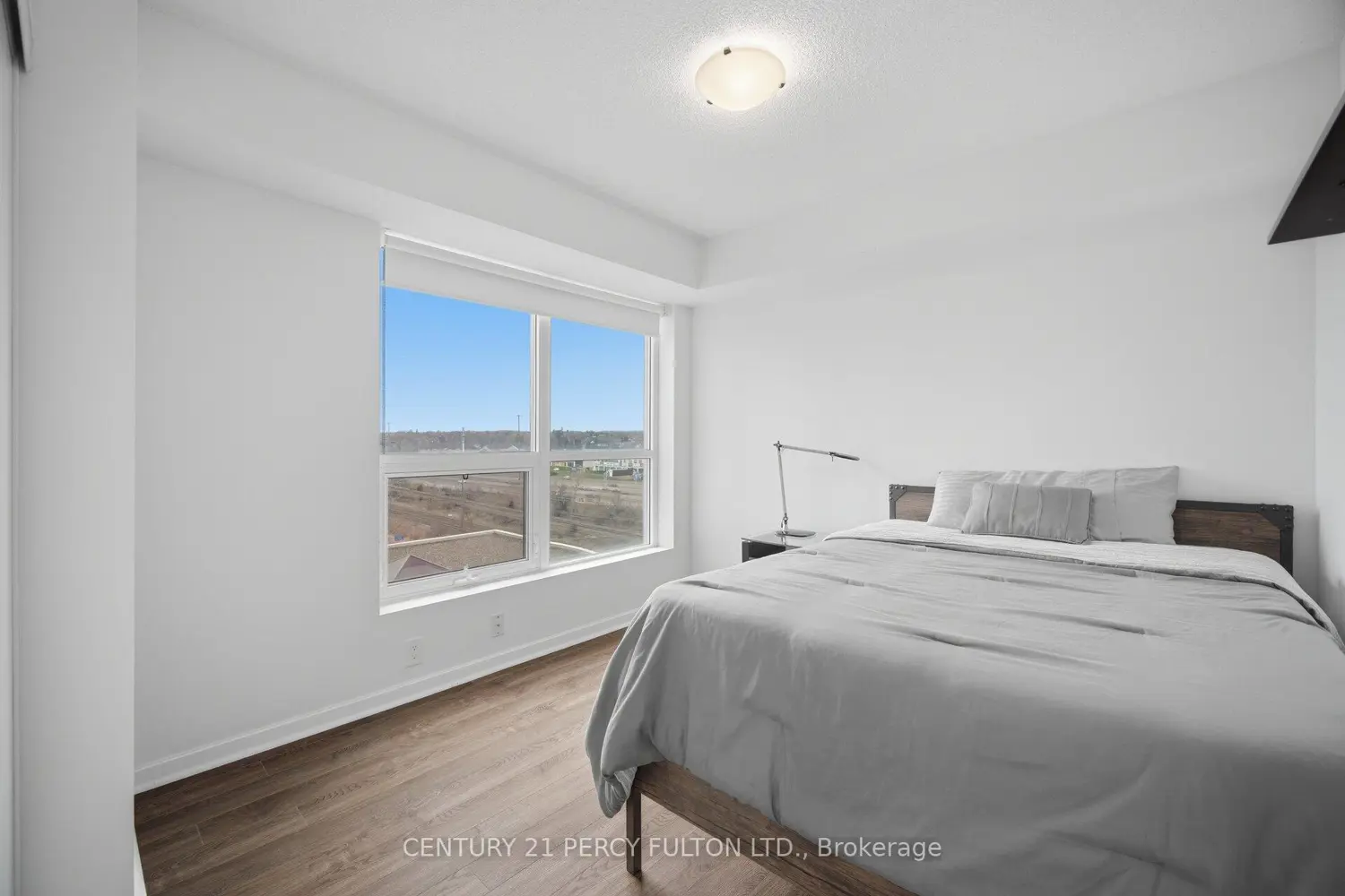 Additional image 6 of 1235 Bayly Street 702