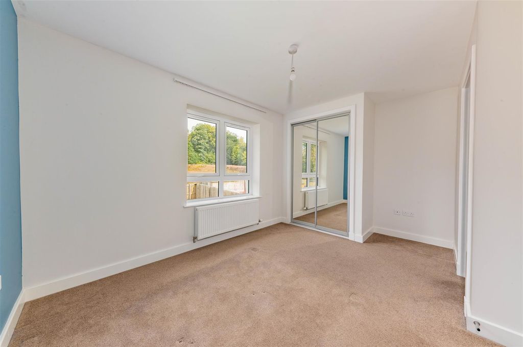 Additional image 9 of 3 bed terraced house to rentGrayfaulds Road, Dundee DD2