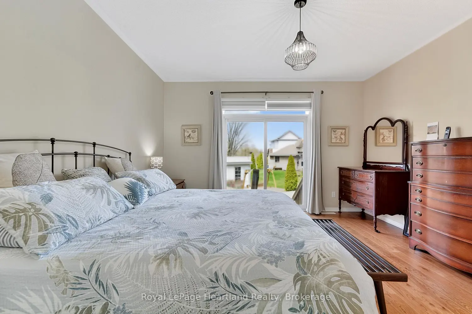 Additional image 8 of 16 Macpherson Avenue