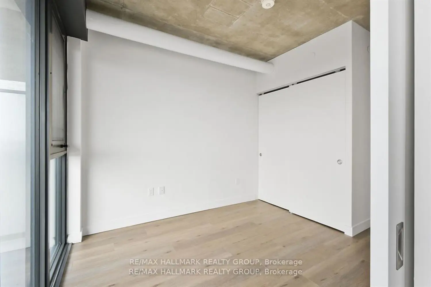 Additional image 16 of 10 James Street 617