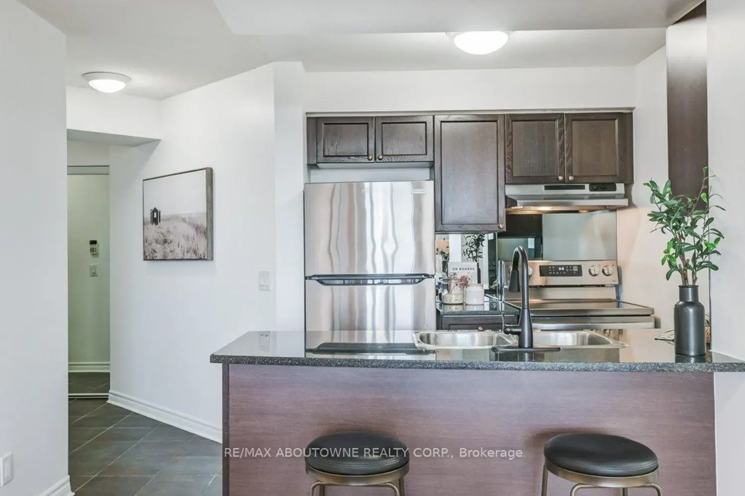 Additional image 7 of 2325 Central Park Drive 405