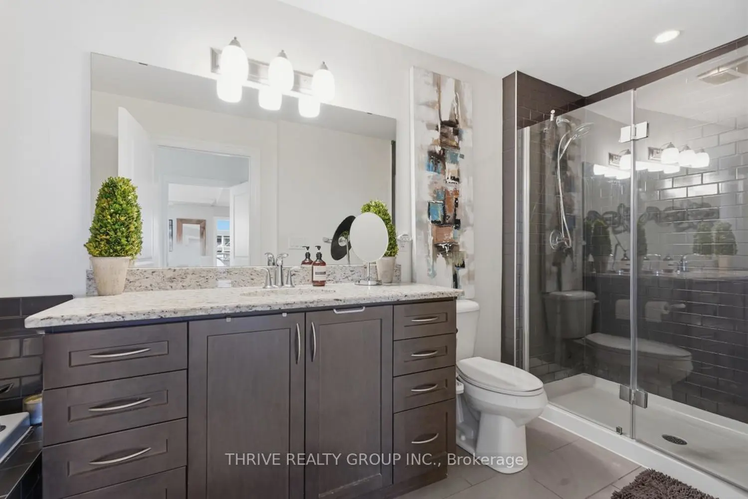 Additional image 11 of 240 Villagewalk Boulevard 404