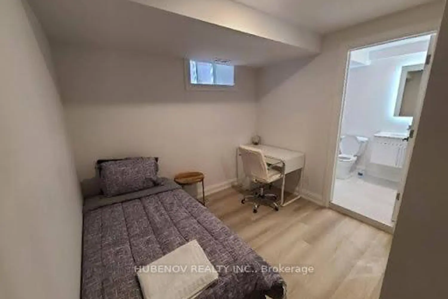 Additional image 14 of 1535 Dufferin Street