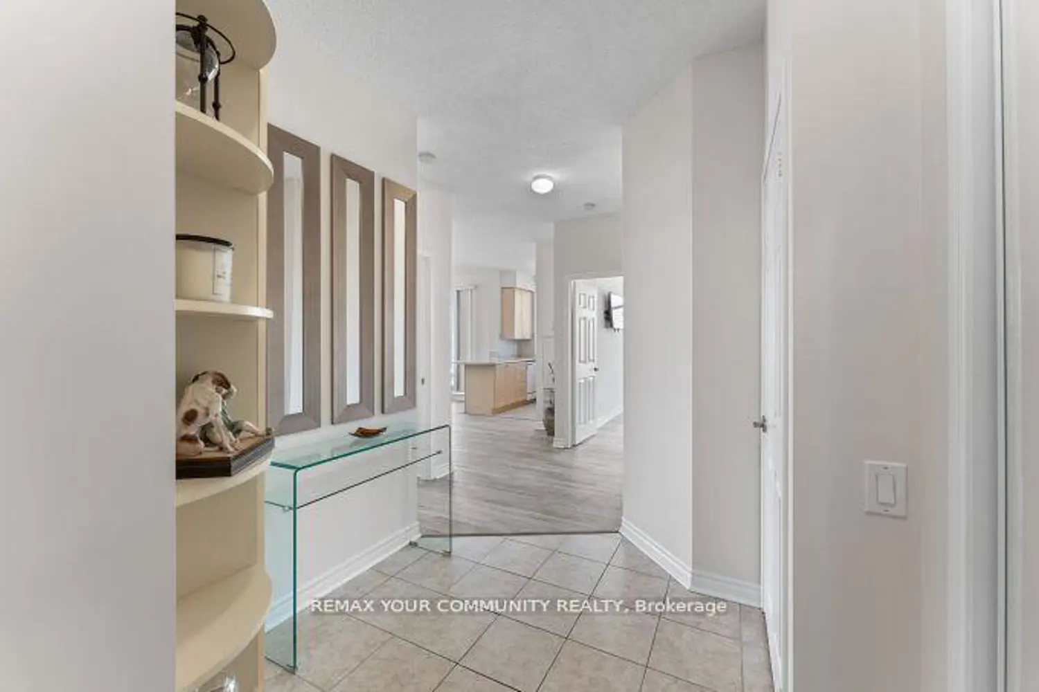 Additional image 5 of 11121 Yonge Street 519