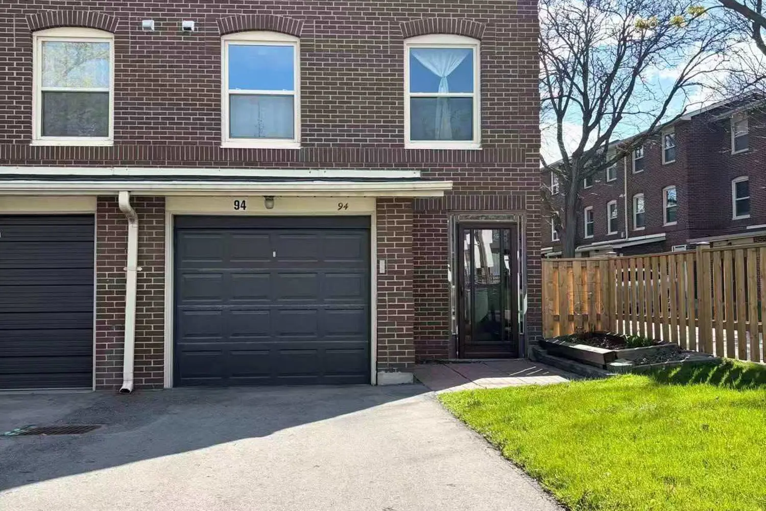 94 Edenborough Drive
