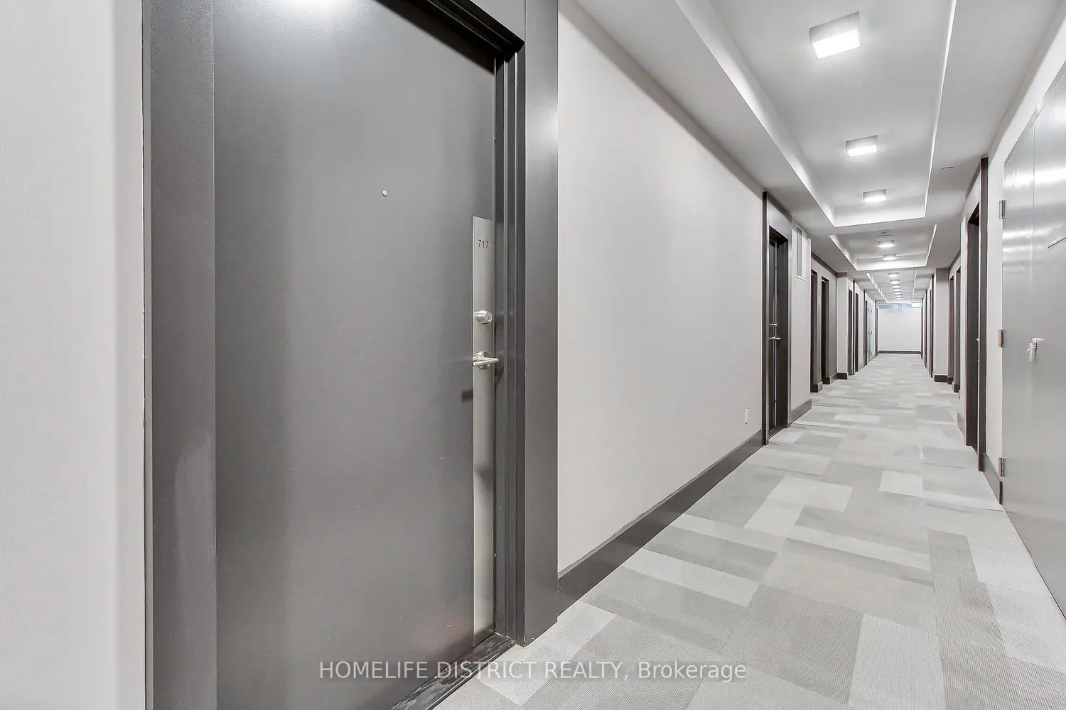 Additional image 3 of 7895 Jane Street 717