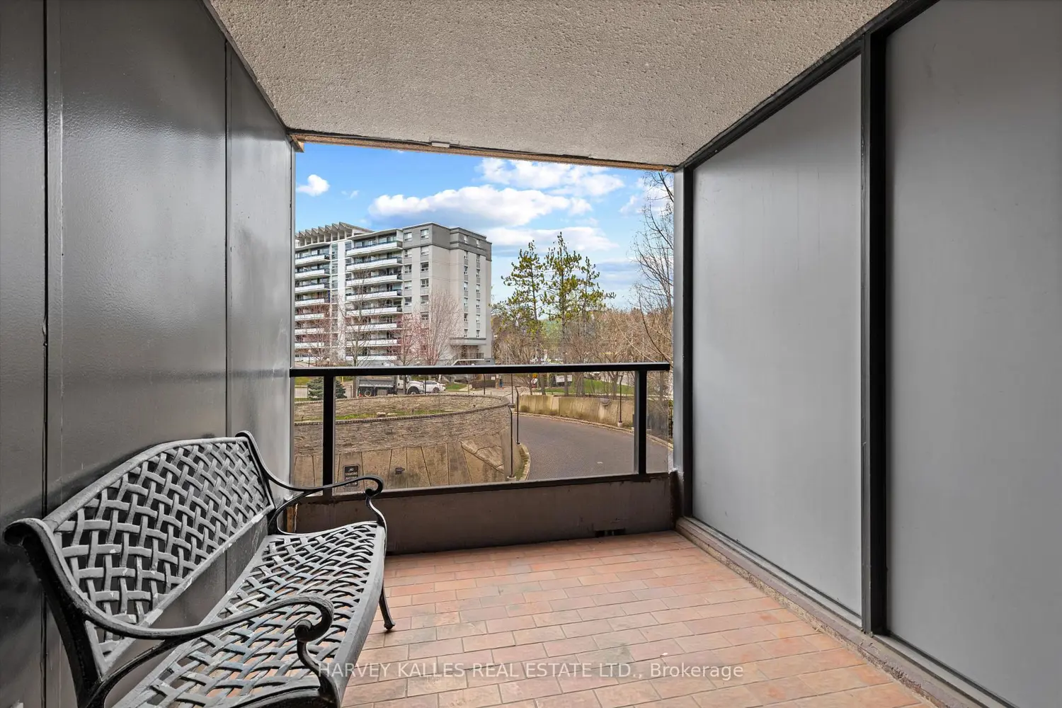Additional image 16 of 3900 Yonge Street 201