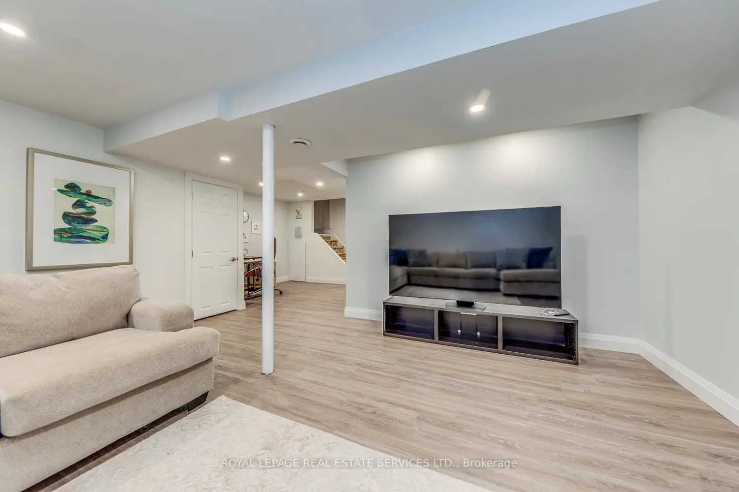 Additional image 14 of 2066 Broadleaf Crescent