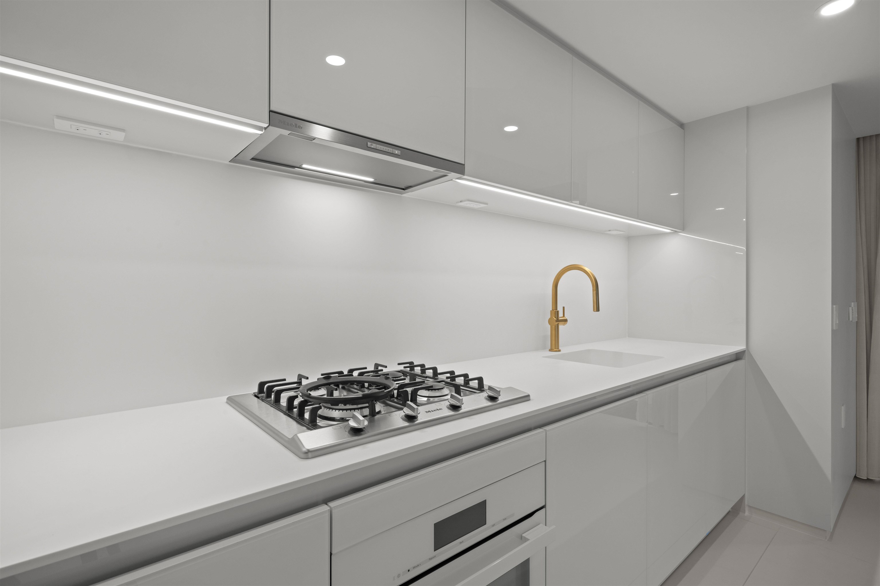 Additional image 2 of 702-1033 Nelson Street, Vancouver, BC, V6E 0E5