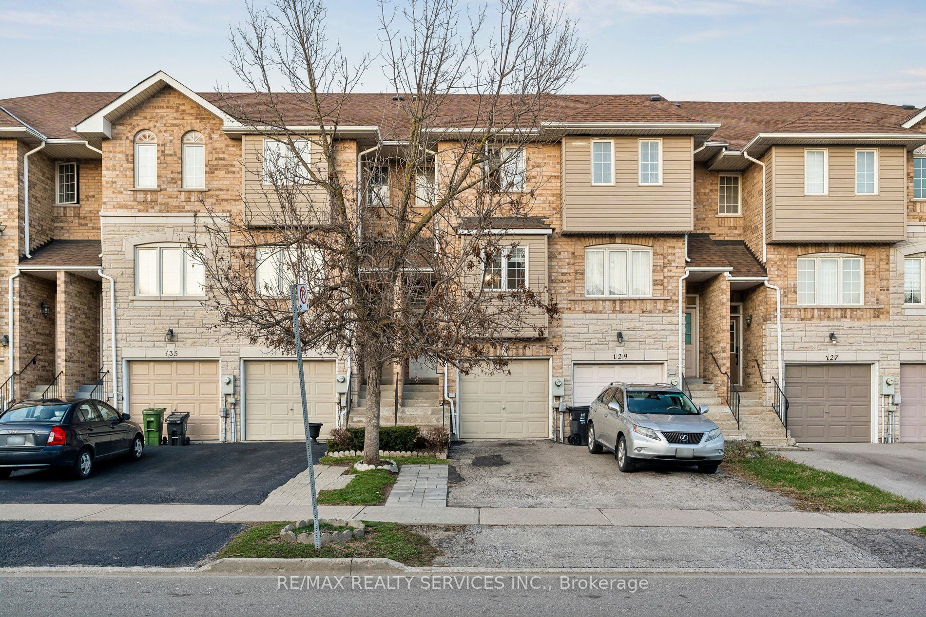 Additional image 2 of 131 Charlton Settlement Avenue, Toronto, ON, M6M 5L5