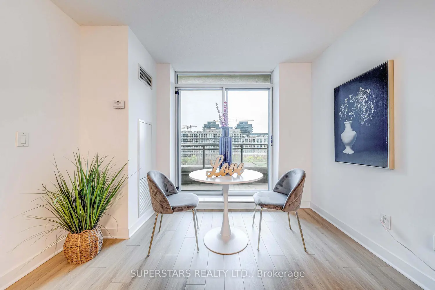 50 Lynn Williams Street 506