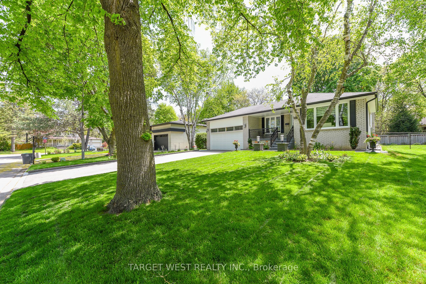 Additional image 2 of 1443 Saginaw Crescent, Mississauga, ON, L5H 1X4