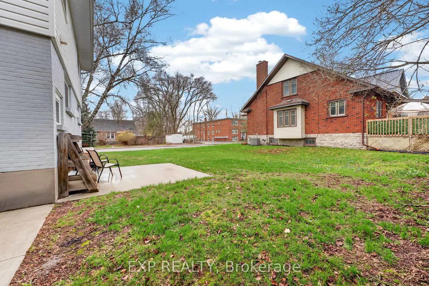 Additional image 16 of 266 Bleecker Avenue