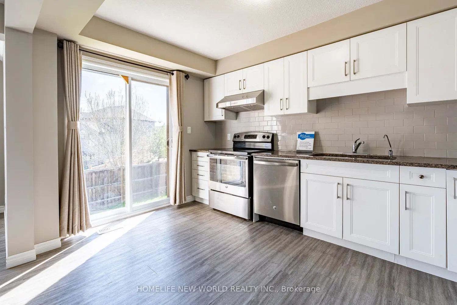 Additional image 9 of 452 Avens Street