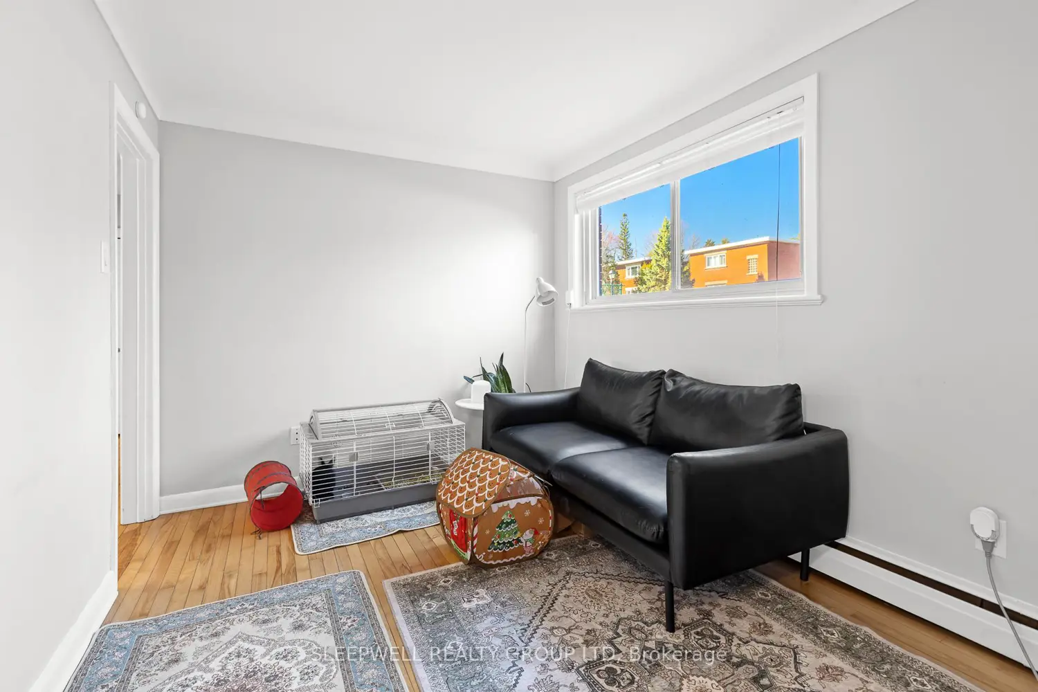 473 Vernon Avenue photo 5