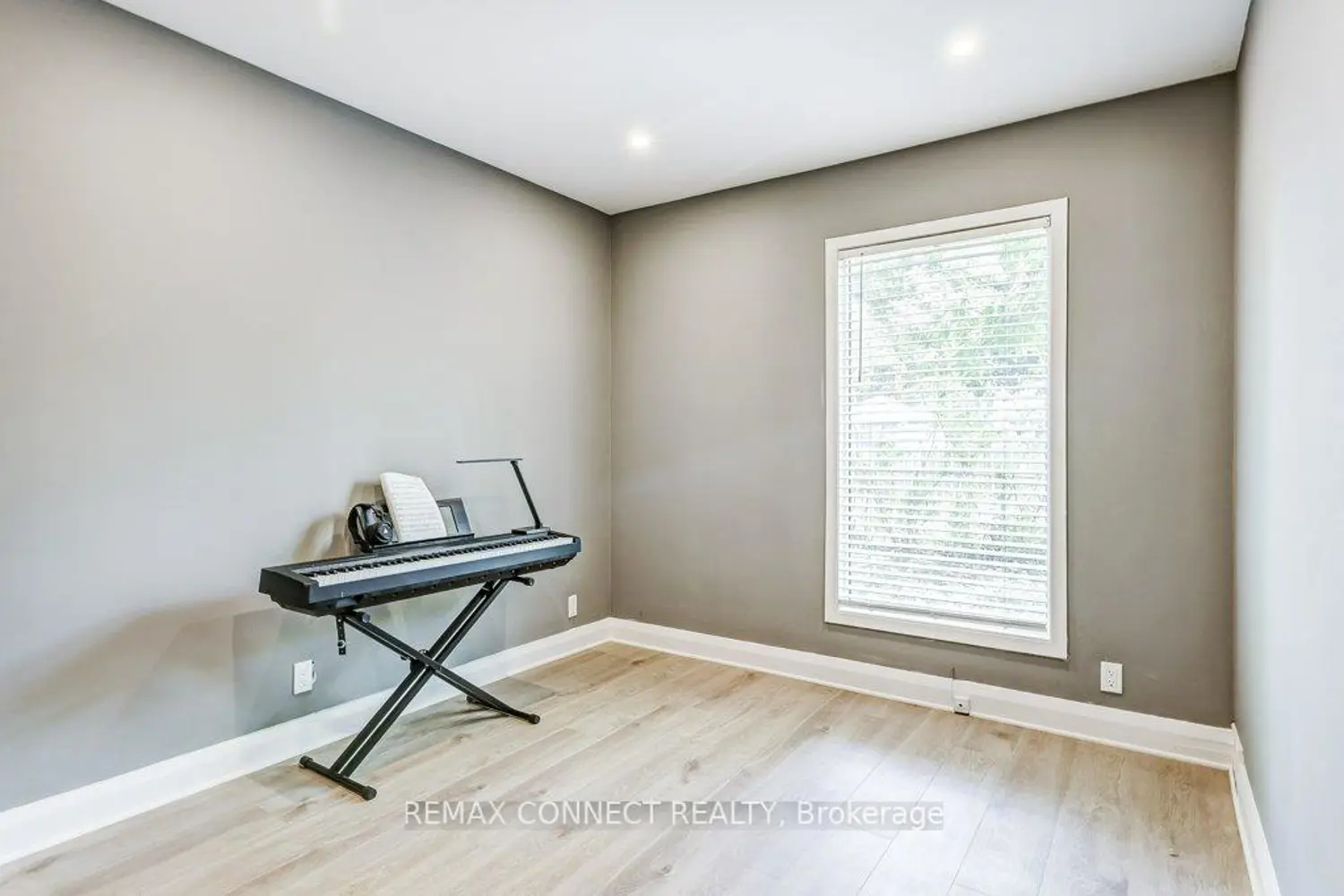 Additional image 13 of 70 Dunstall Crescent