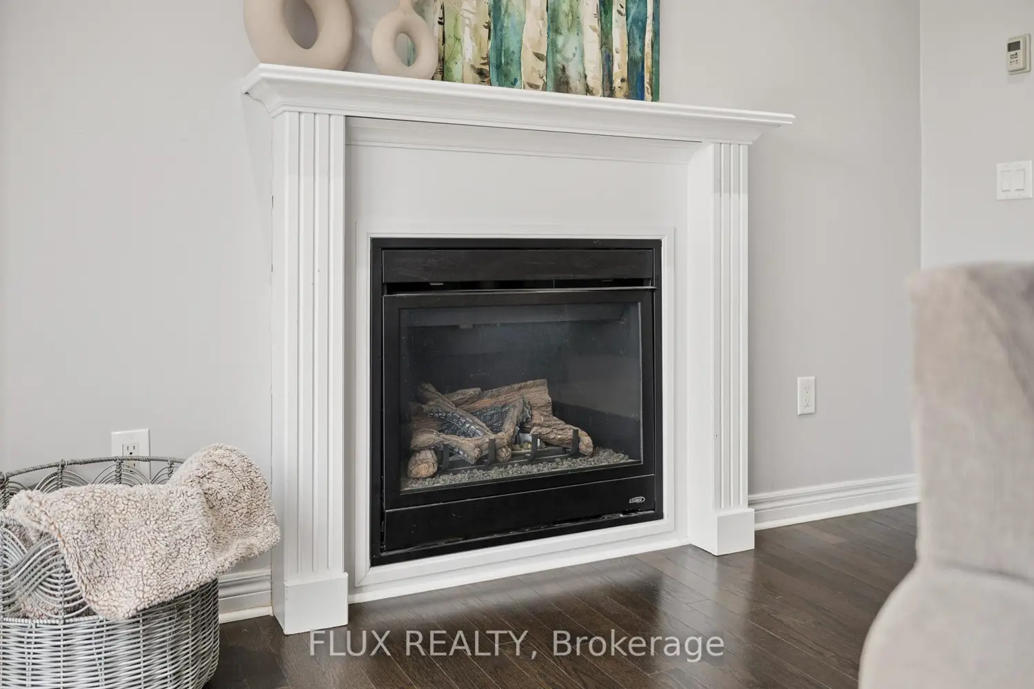Additional image 8 of 414 Thompson Street