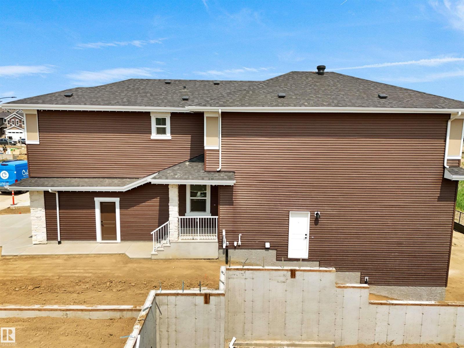 Additional image 2 of 3319 Chickadee Drive NW, Edmonton, AB, T5S0V6