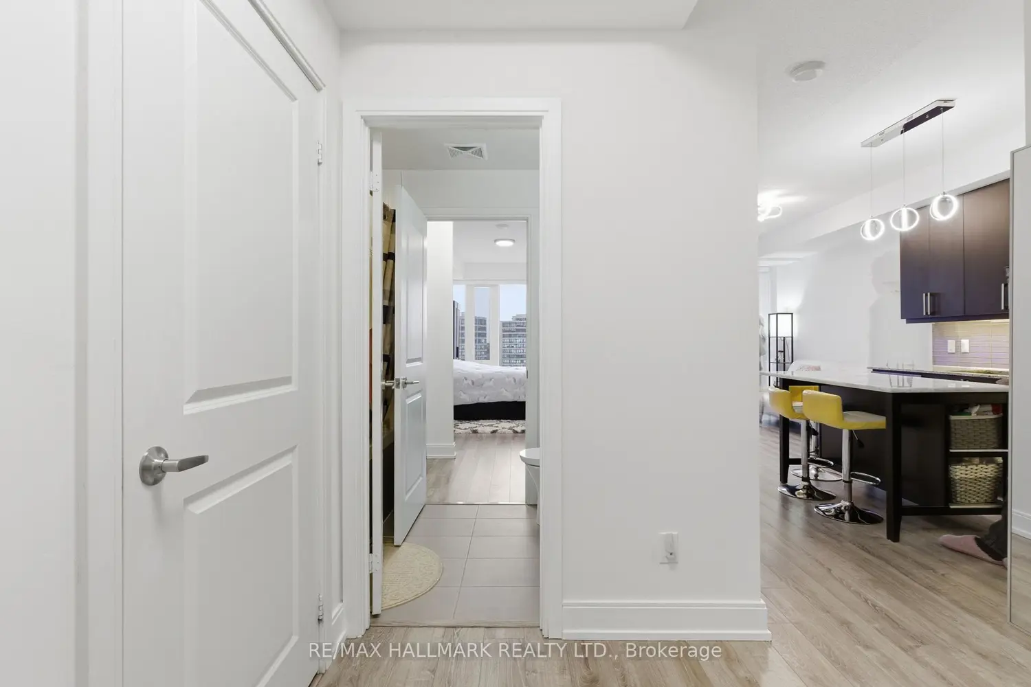 Additional image 11 of 9608 Yonge Street 1112A