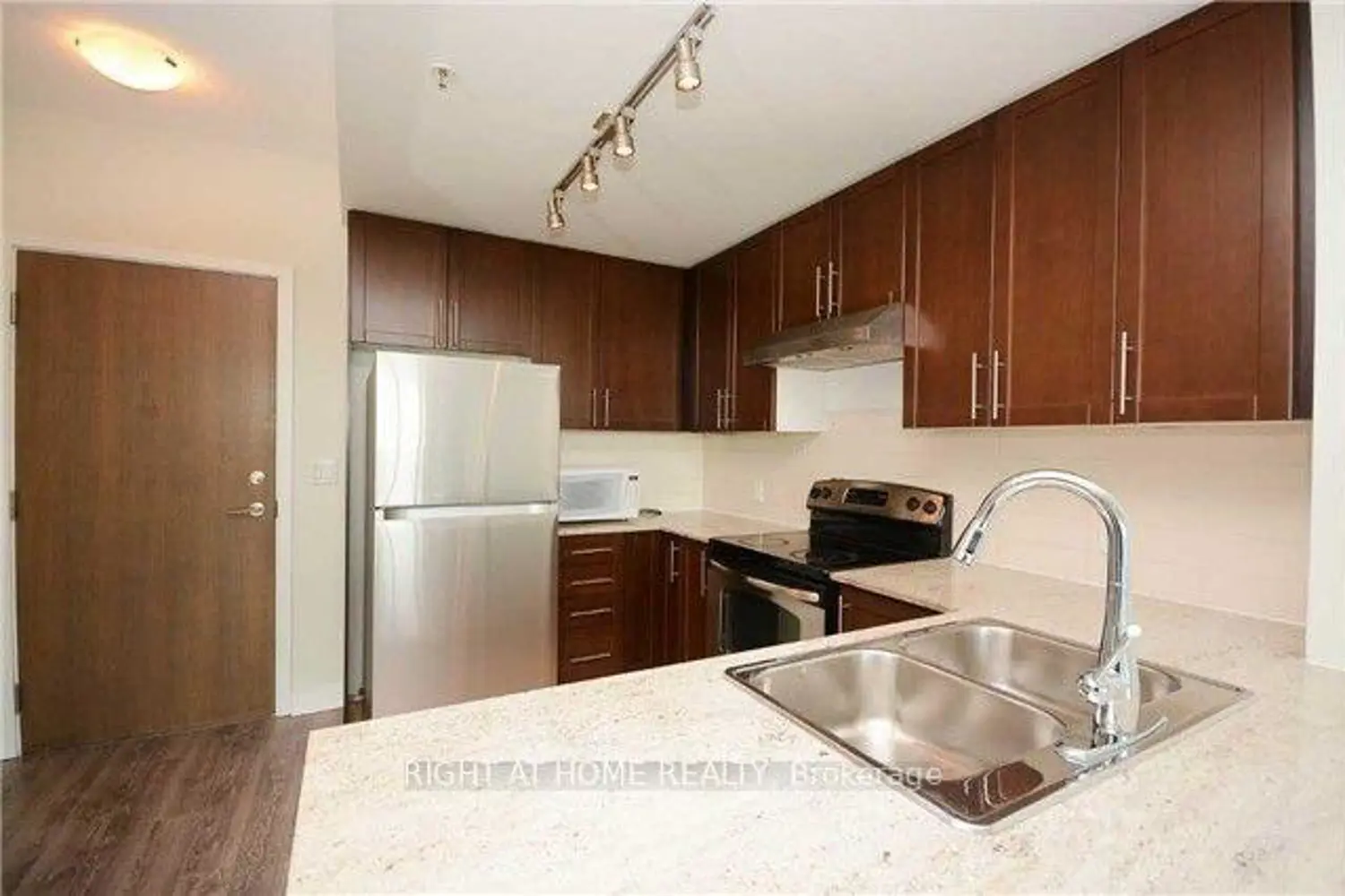Additional image 6 of 3985 Grand Park Drive 1610