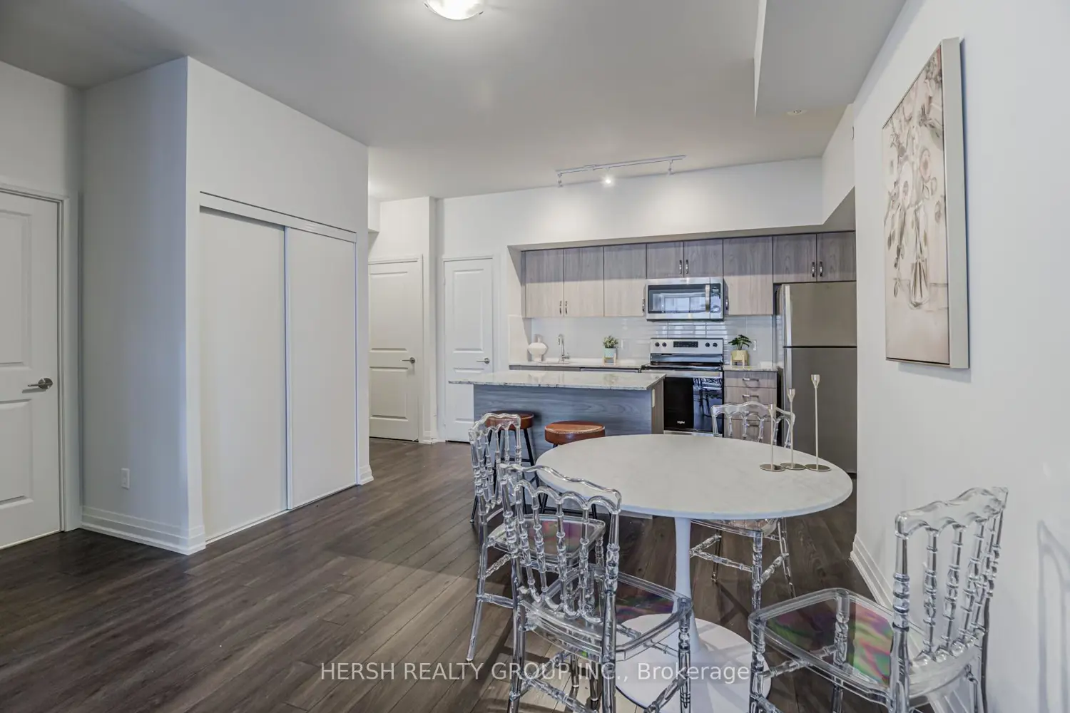 Additional image 6 of 10 Meadowglen Place 201