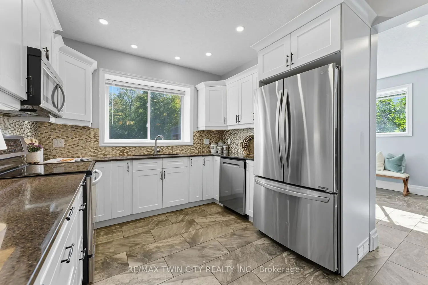 Additional image 14 of 1392 Wrigley Road