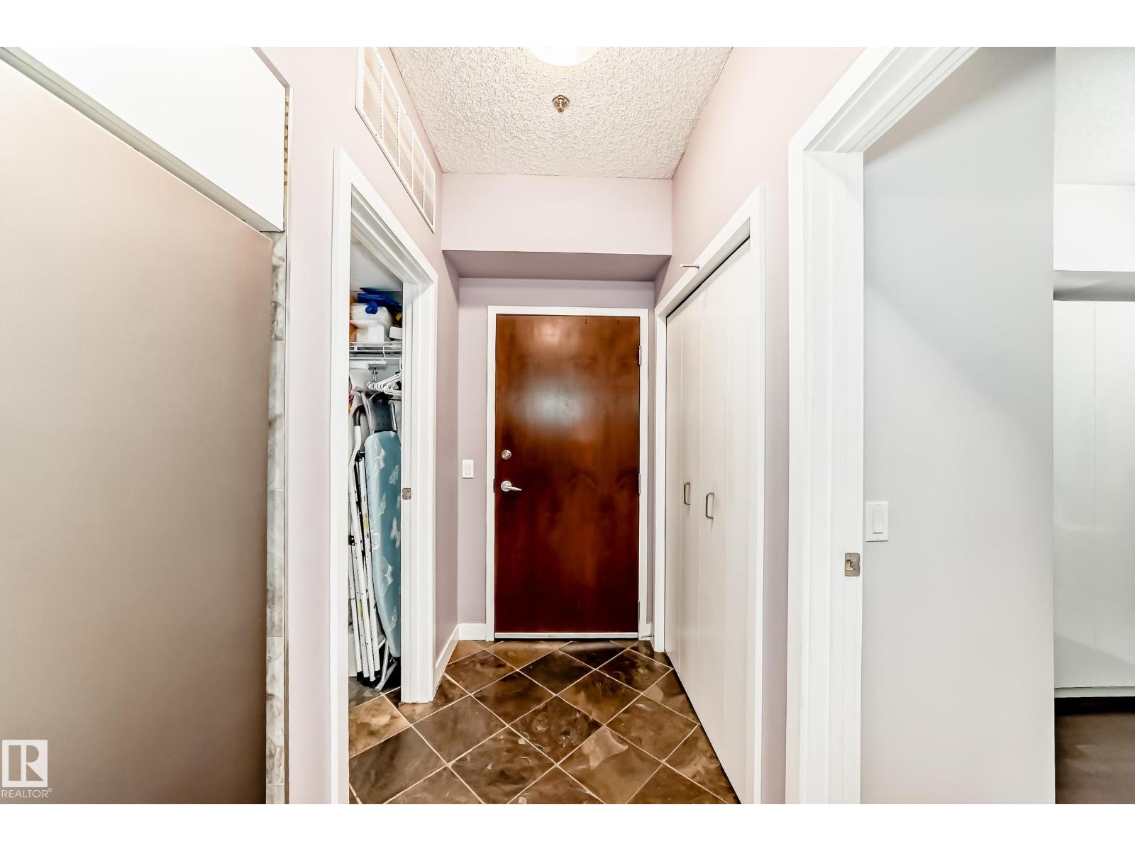 Additional image 6 of 211-9750 94 Street NW, Edmonton, AB, T6C2E3