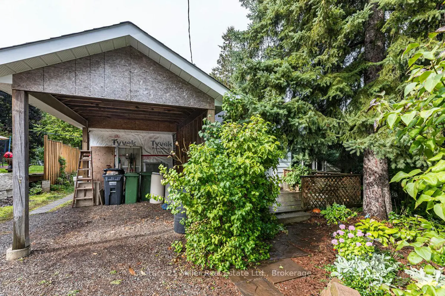 15836 Airport Road photo 4