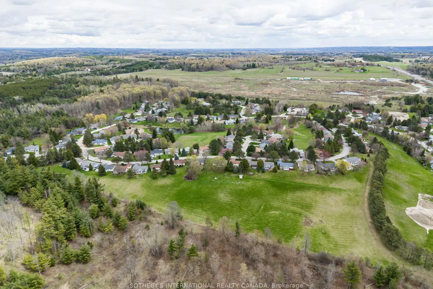 Additional image 18 of 101 Tecumseth Pines Drive