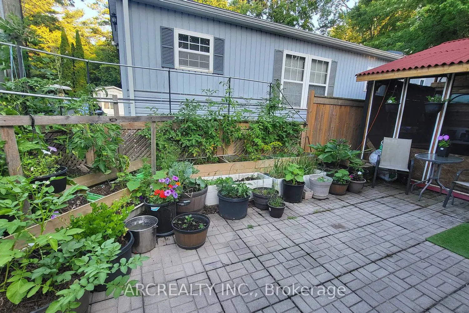 24 Chickadee Court photo 3