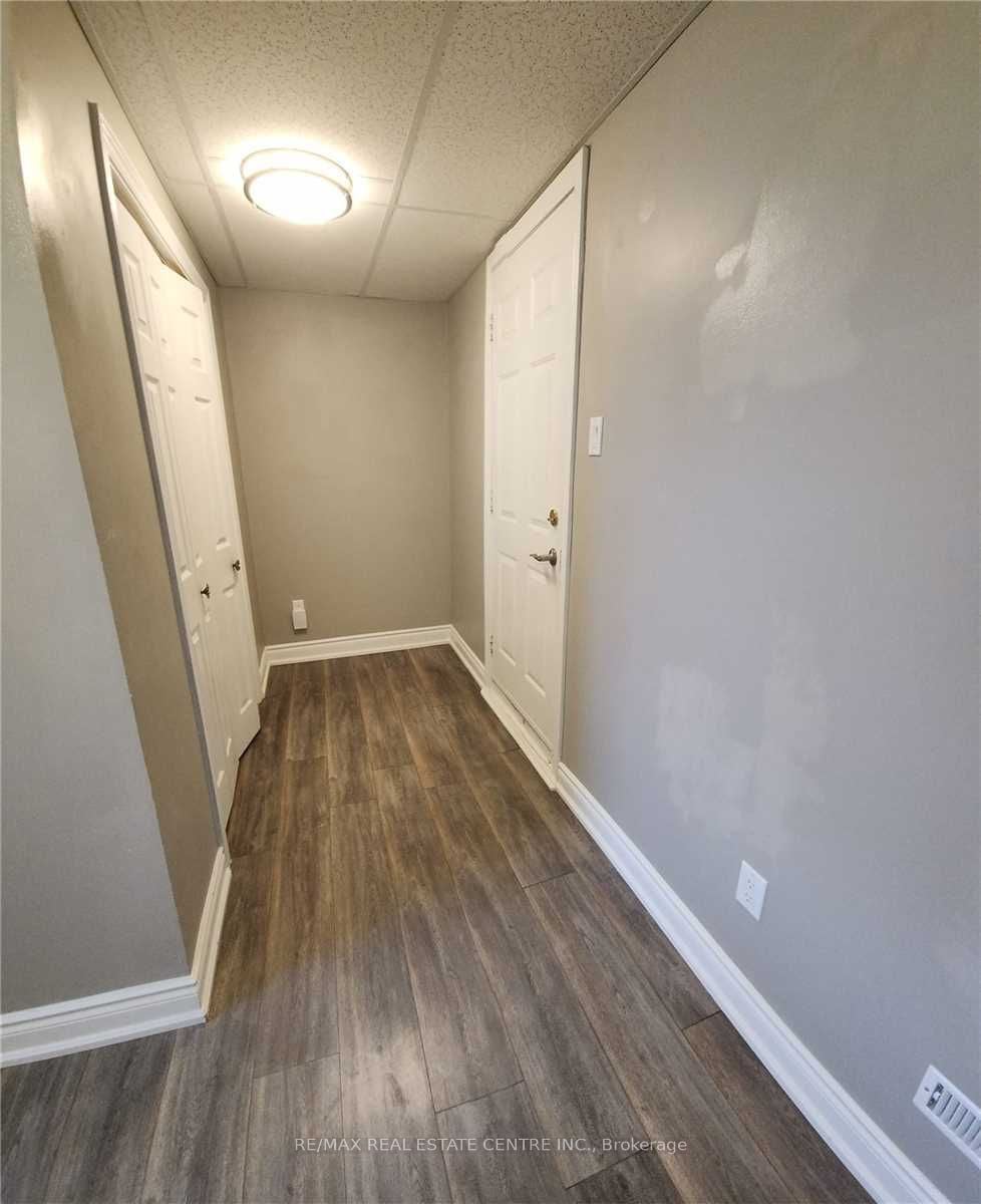 Additional image 3 of Lower-6266 Atherly Crescent, Mississauga, ON, L5N 2J2