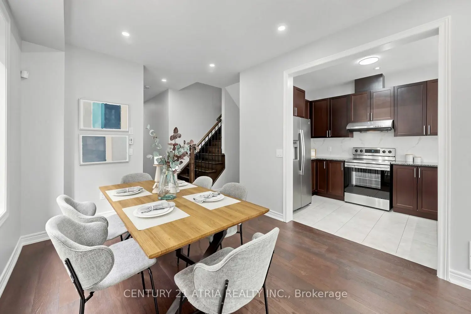 Additional image 6 of 37 Capreol Avenue