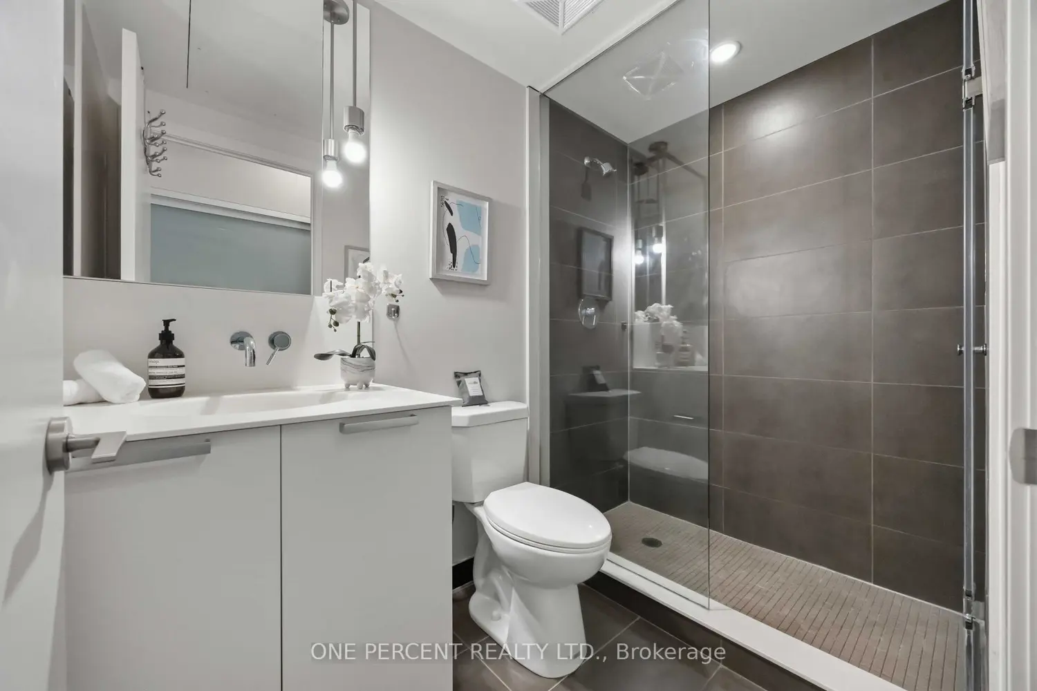Additional image 7 of 650 King Street 314