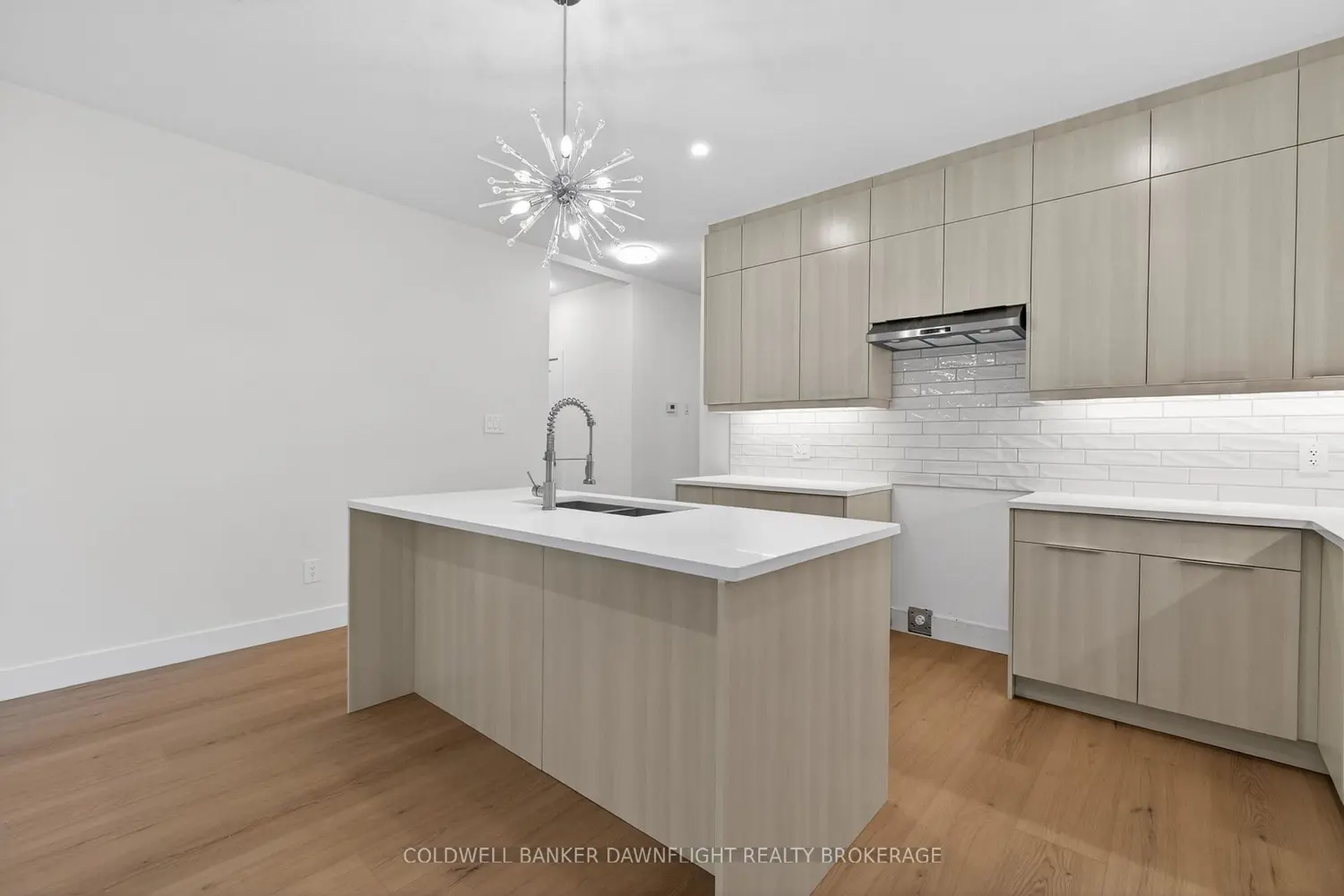 Additional image 4 of 60 Moonlight Court
