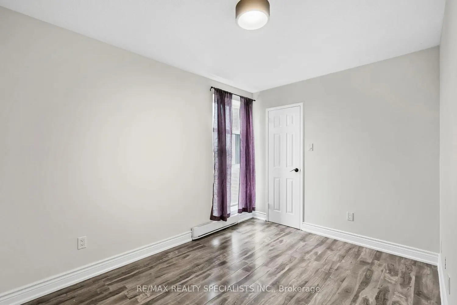 Additional image 11 of 3025 Queen Frederica Drive 602